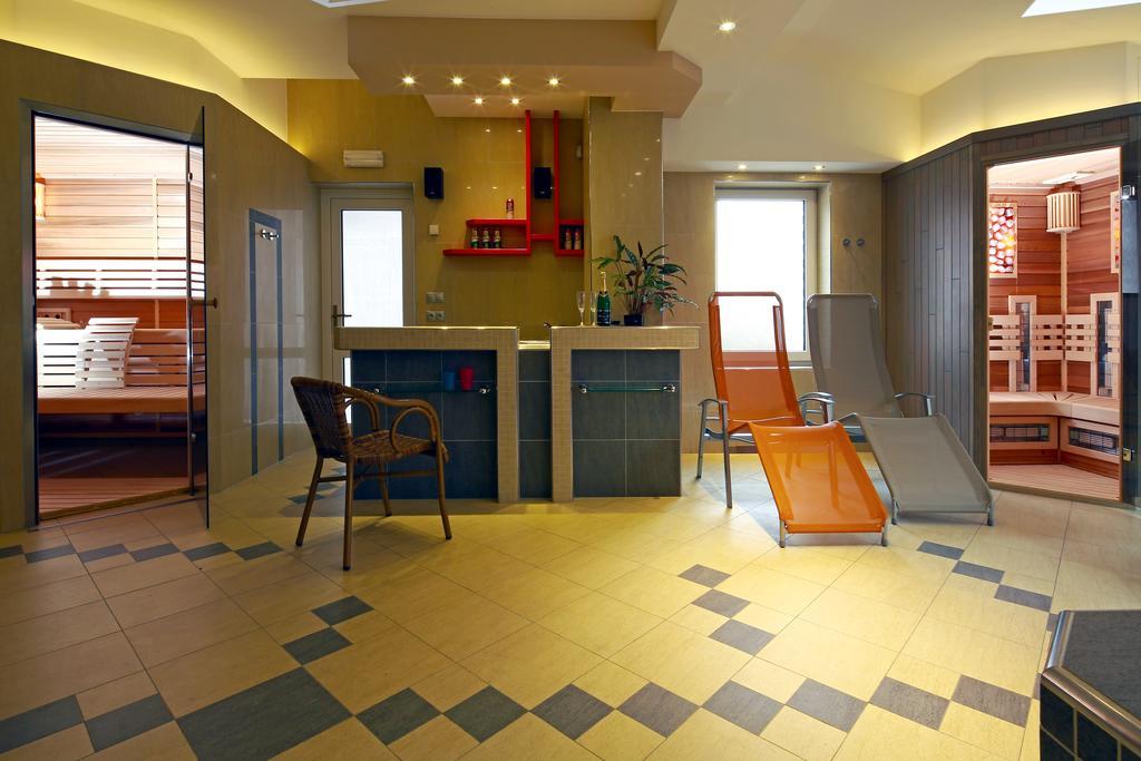Wellness Penzion Pod Rozhlednou Kostelec nad Orlicí Dış mekan fotoğraf