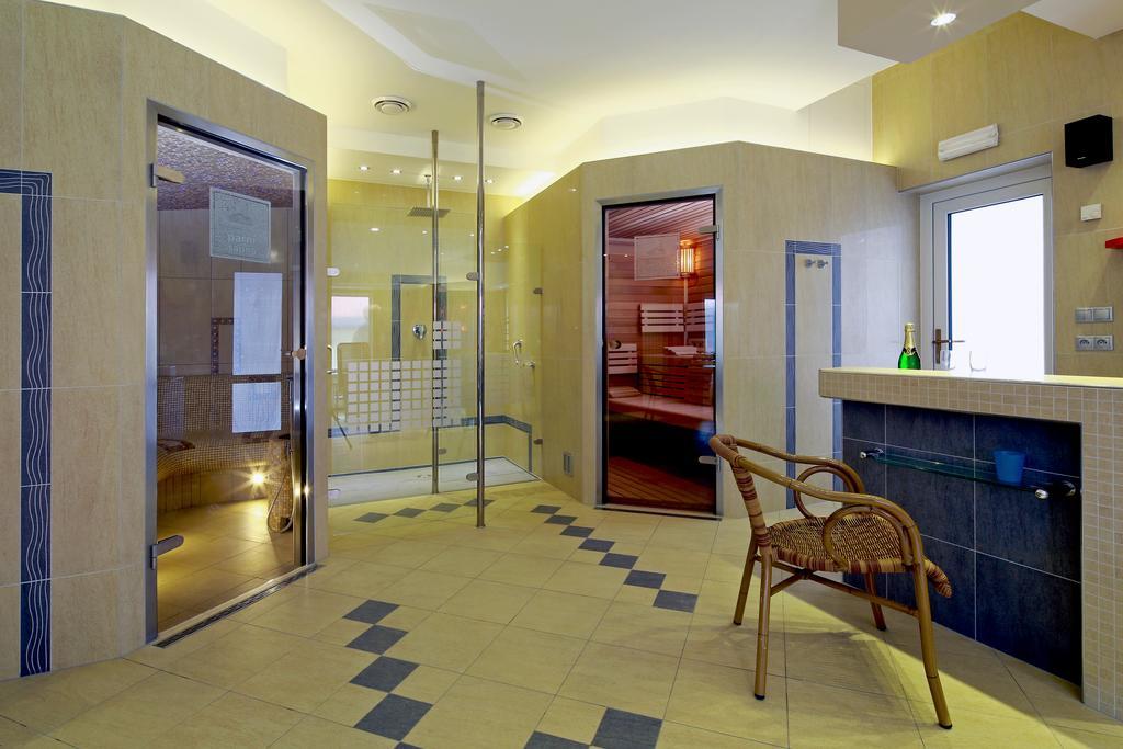Wellness Penzion Pod Rozhlednou Kostelec nad Orlicí Dış mekan fotoğraf