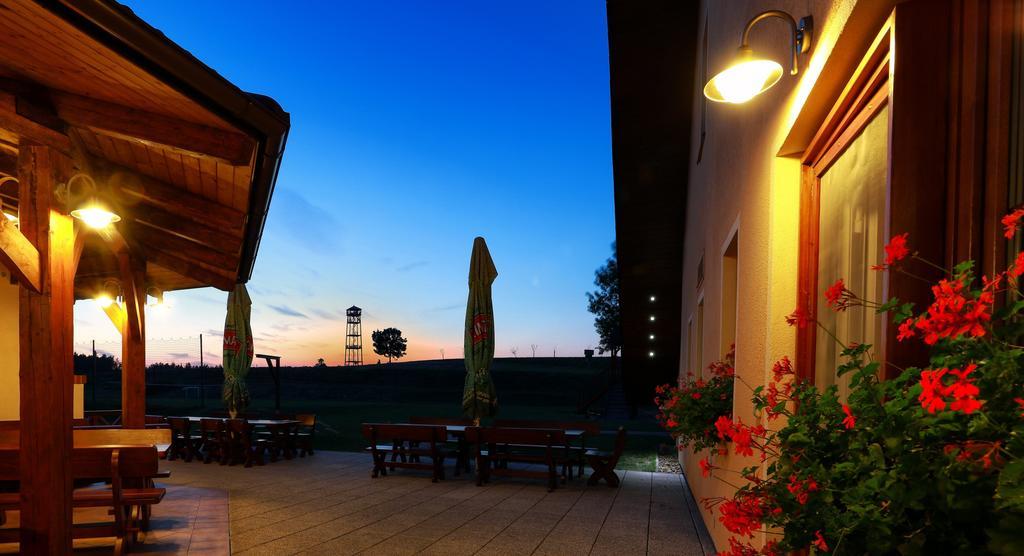 Wellness Penzion Pod Rozhlednou Kostelec nad Orlicí Dış mekan fotoğraf